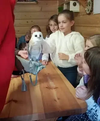 Klasa 3 ze szkoły w Zagórzu odwiedziła Gospodarstwo Kangurek w Stanisławicach