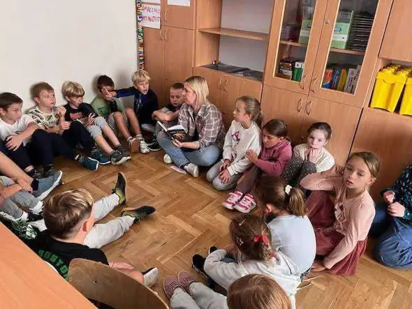 Zagórze: uczniowie szkoły wzięli udział w Dniu Głośnego Czytania