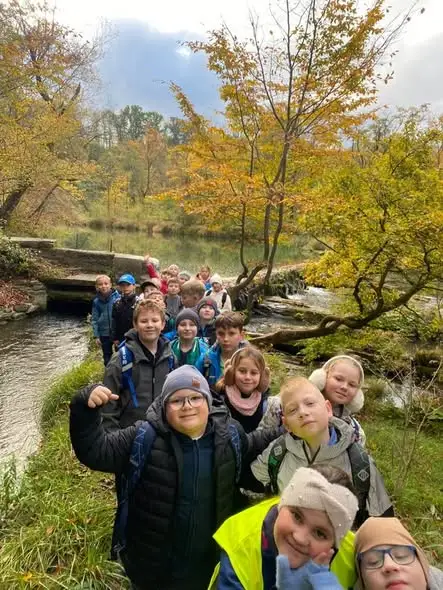 Dzień bez ławki w klasie 2 – jesienna lekcja w terenie na Jarze Wisłoka